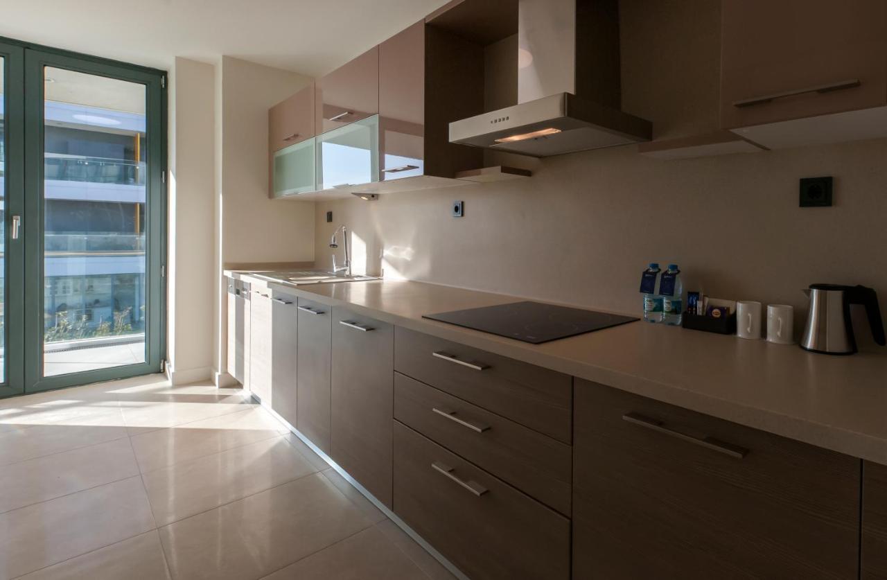 The Superior Living Batisehir Istambul Exterior foto